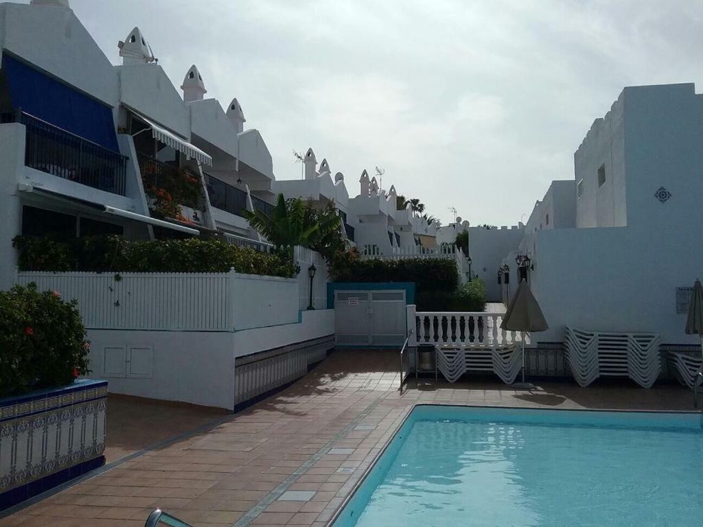 Pool View Yard Bungalow Playa del Ingles  Exterior photo